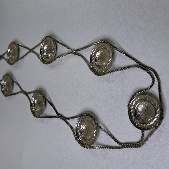 Silvertone concho Necklace 23" to 26" - Picture 8 of 10
